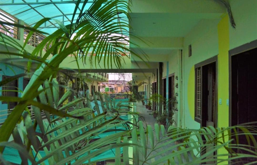 Hotel Atrium Inn Rishīkesh Dış mekan fotoğraf